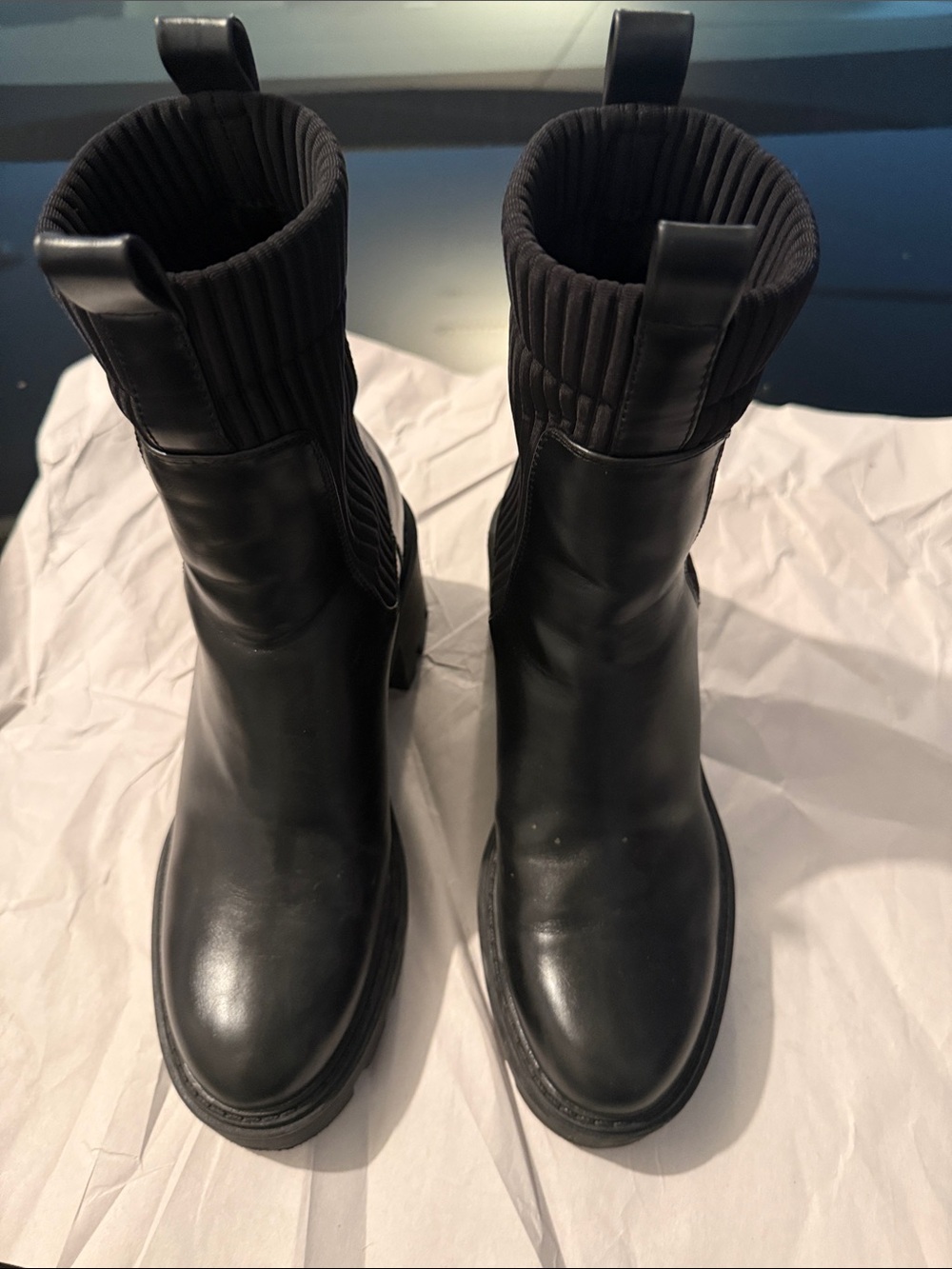 Zara boots size 37